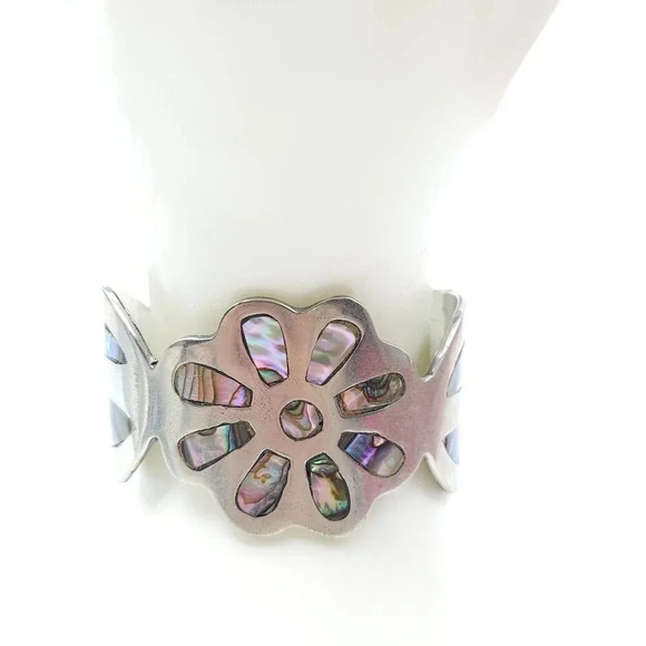 Vintage Mexican Abalone Inlay Coin Silver Cuff Bracelet With Flower Design - Picture 1 of 10